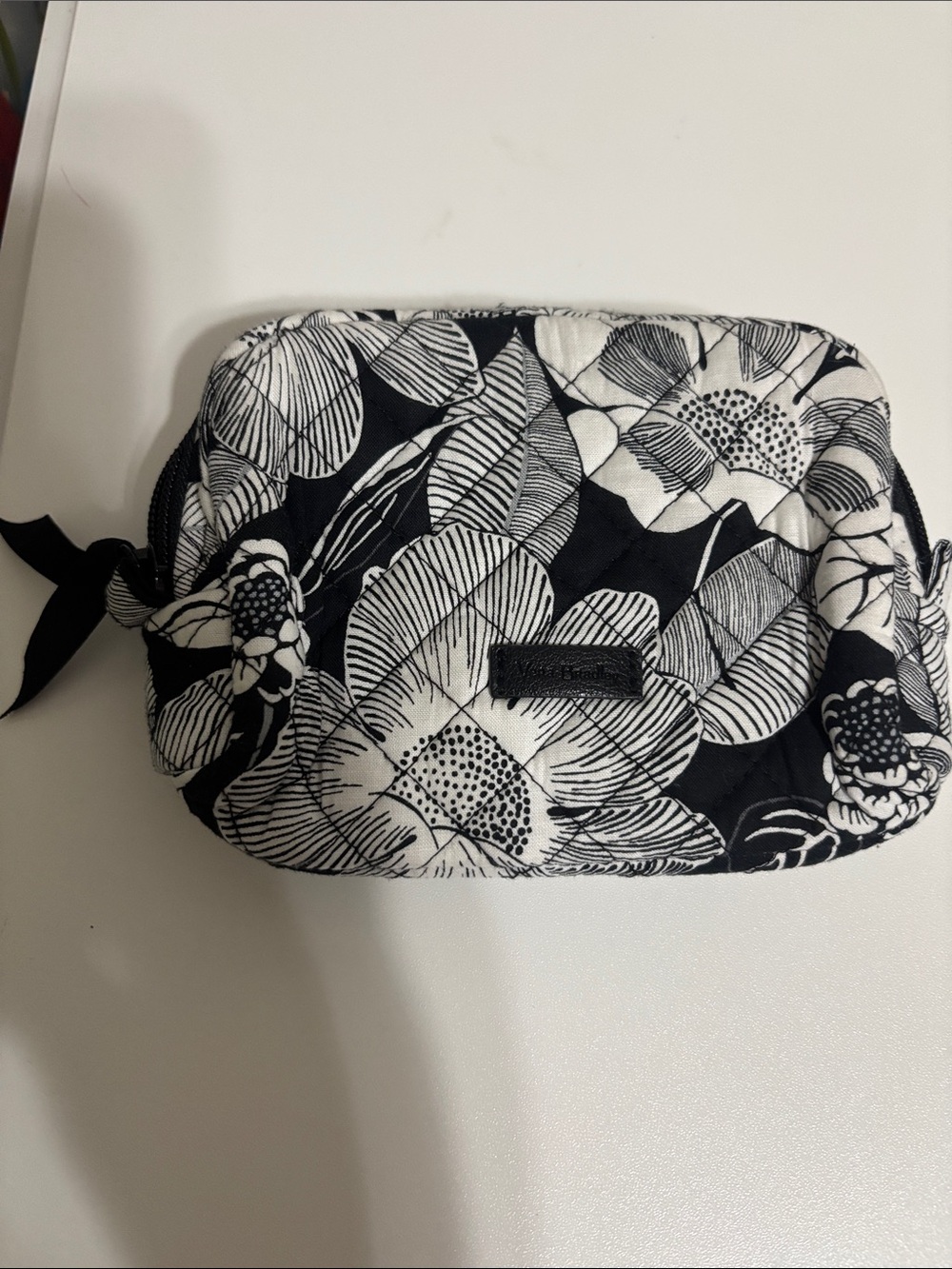 Vera Bradley retired Bedford  Blooms Cosmetic  Pouch